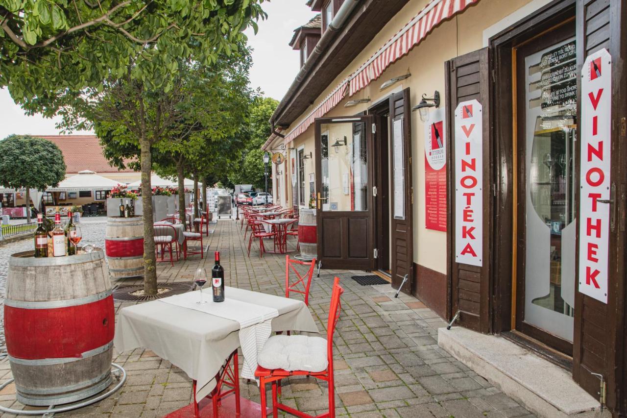 Riviéra Rooms Vendégszobák Mosonmagyaróvár Exterior foto